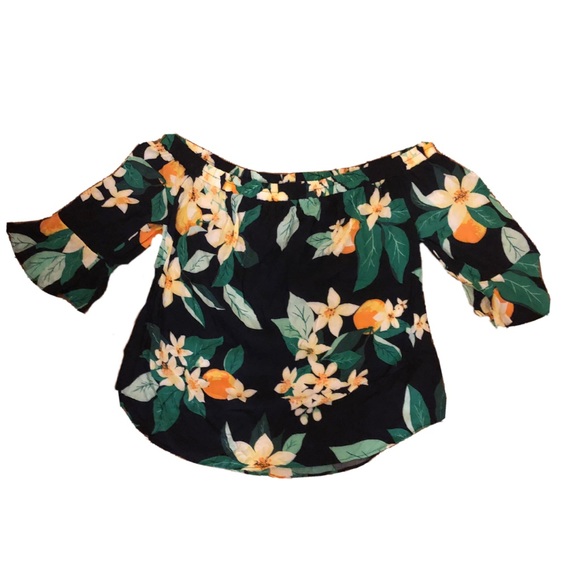 Old Navy Lightweight Off-the-Shoulder Swing Top - Picture 5 of 11